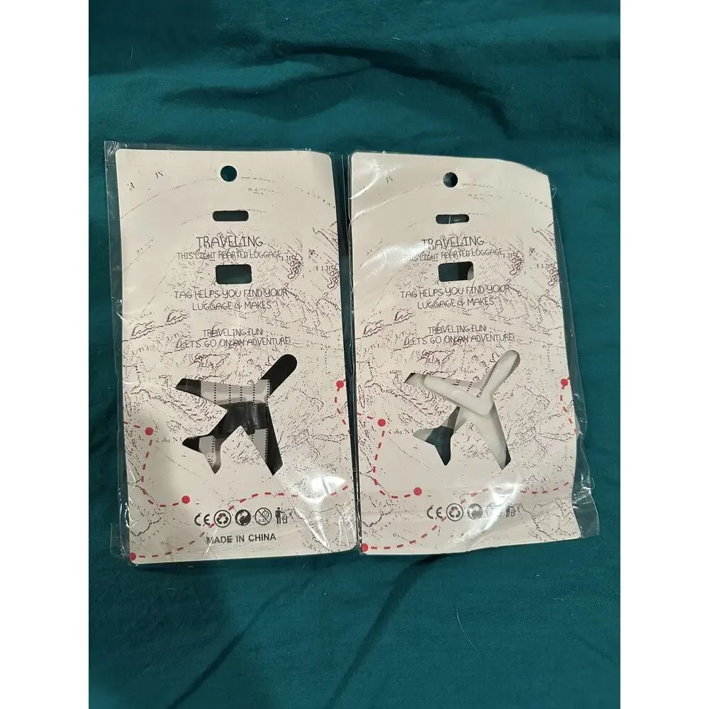 **BRAND NEW** SET OF 2 DISNEY HIS & HER MICKEY & MINNIE LUGGAGE TAGS
